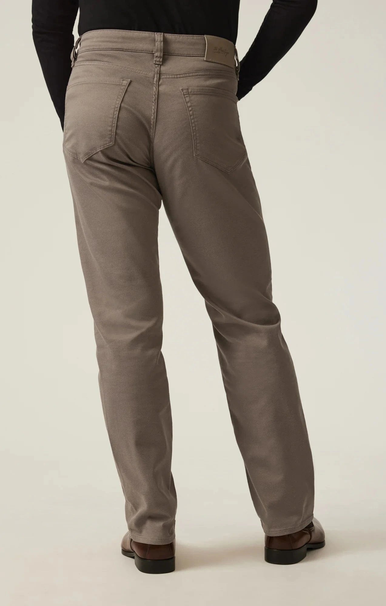34 Heritage 5-Pockets Charisma Relaxed Straight Pants in Taupe Coolmax