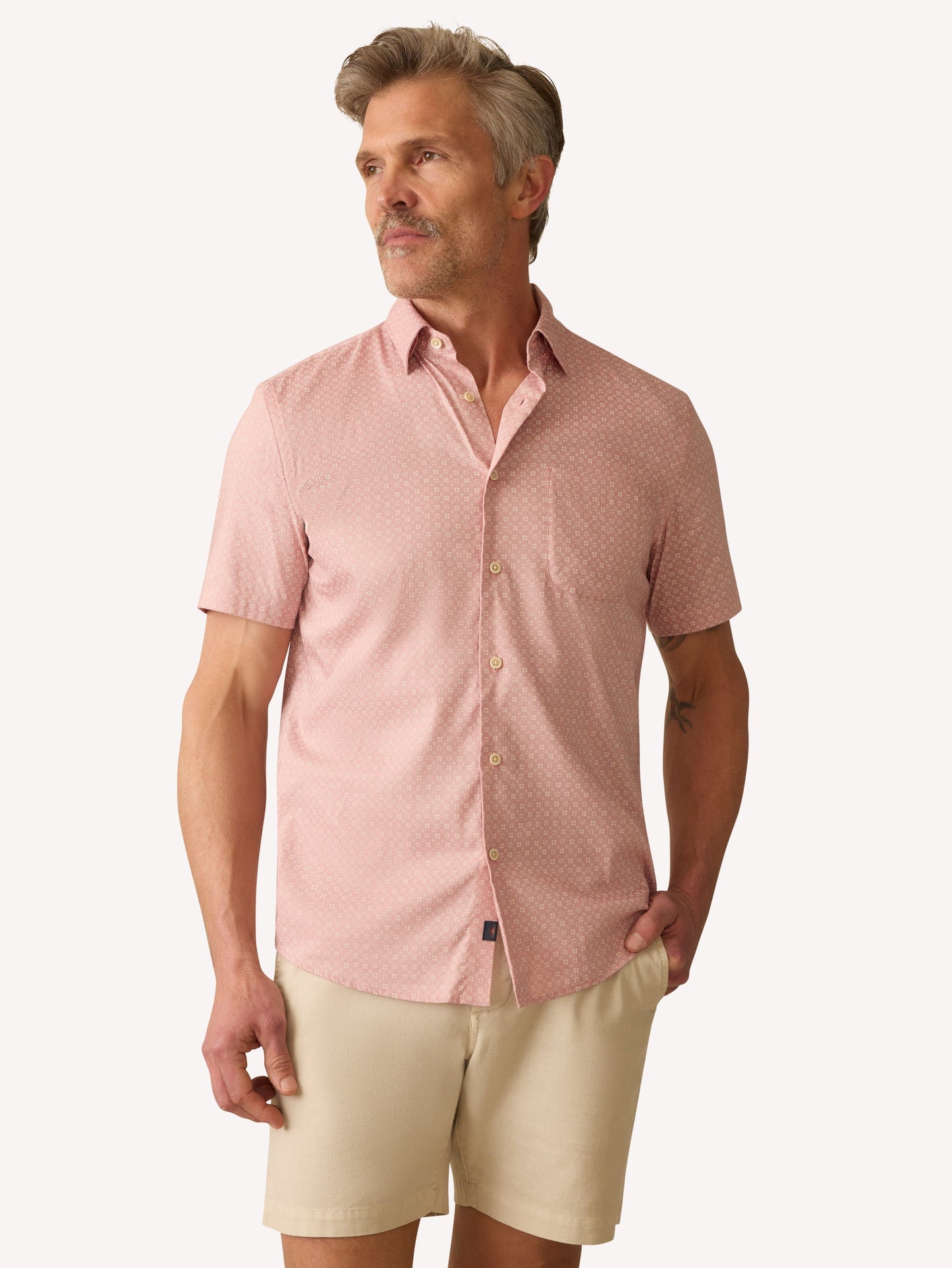 Faherty Sport Shirts Short Sleeve Movement Monterey Shirt - Mauve Blossom Geo