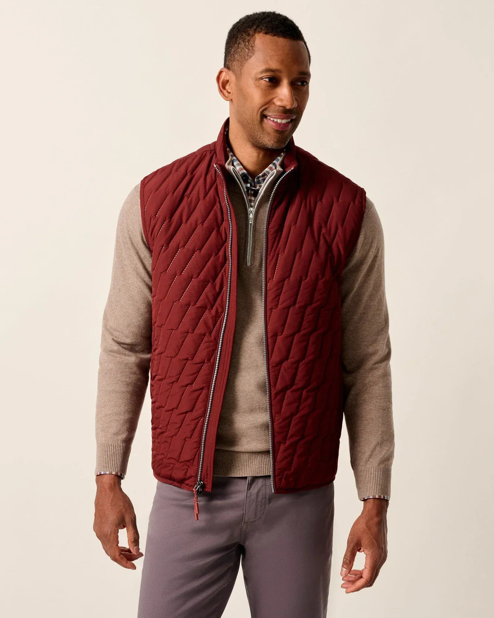 Johnnie-O Vest Belfry Quilted Puffer Vest in Dark Maroon