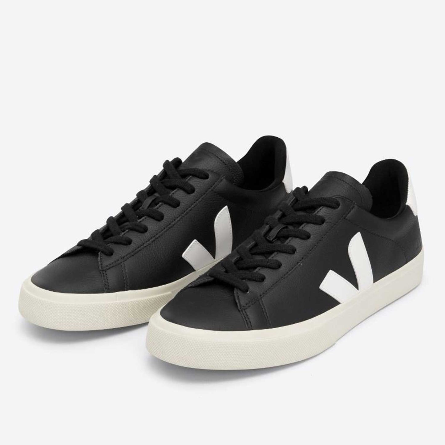 Veja Campo Chromefree Leather Sneaker