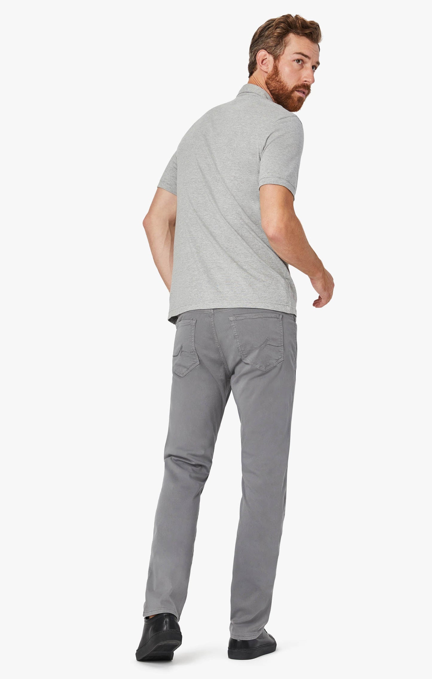 34 Heritage 5-Pockets Courage Straight Leg in Shark Twill