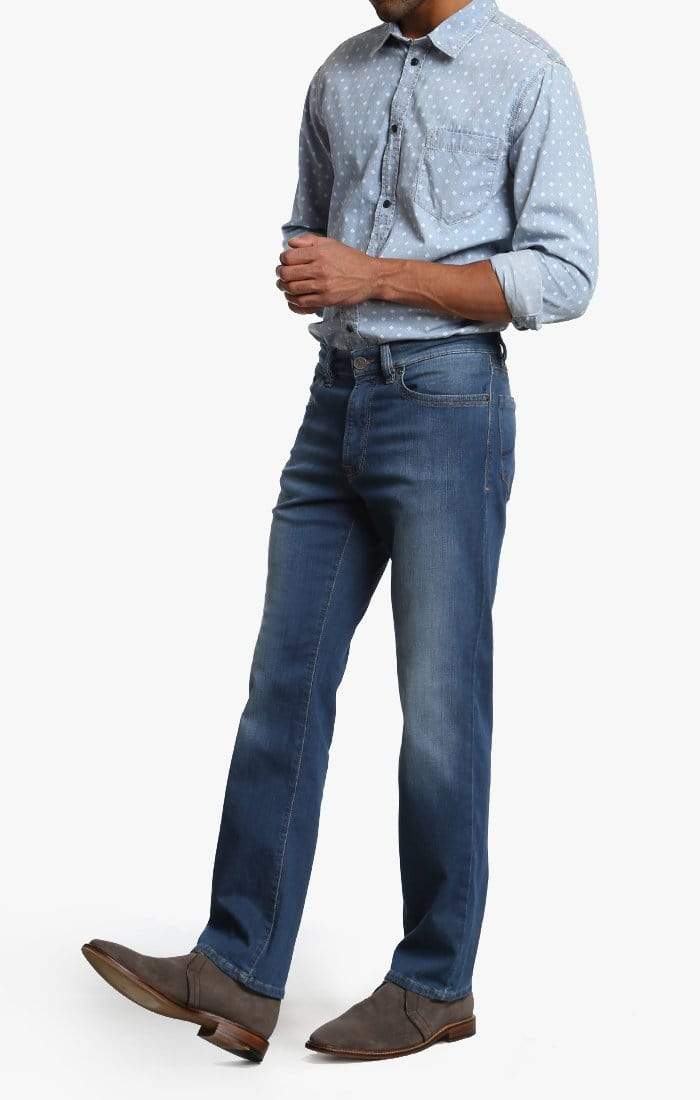 34 Heritage Denim Charisma Relaxed Straight in Mid Cashmere
