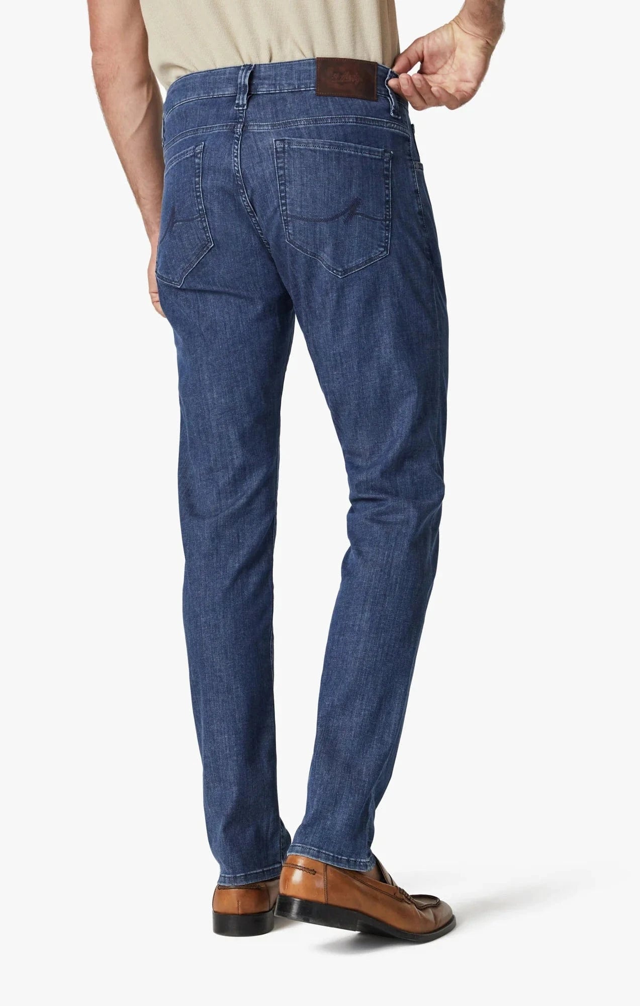 34 Heritage 5-Pockets Charisma Relaxed Straight Leg Jeans - Mid Kona