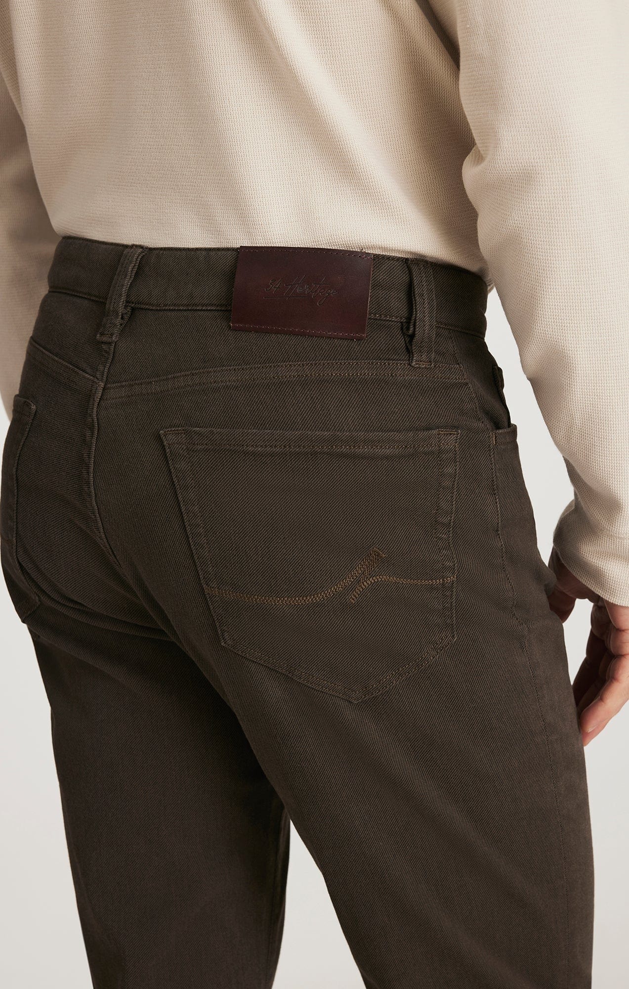 34 Heritage 5-Pockets Charisma Relaxed Straight Pants in Brown Diagonal