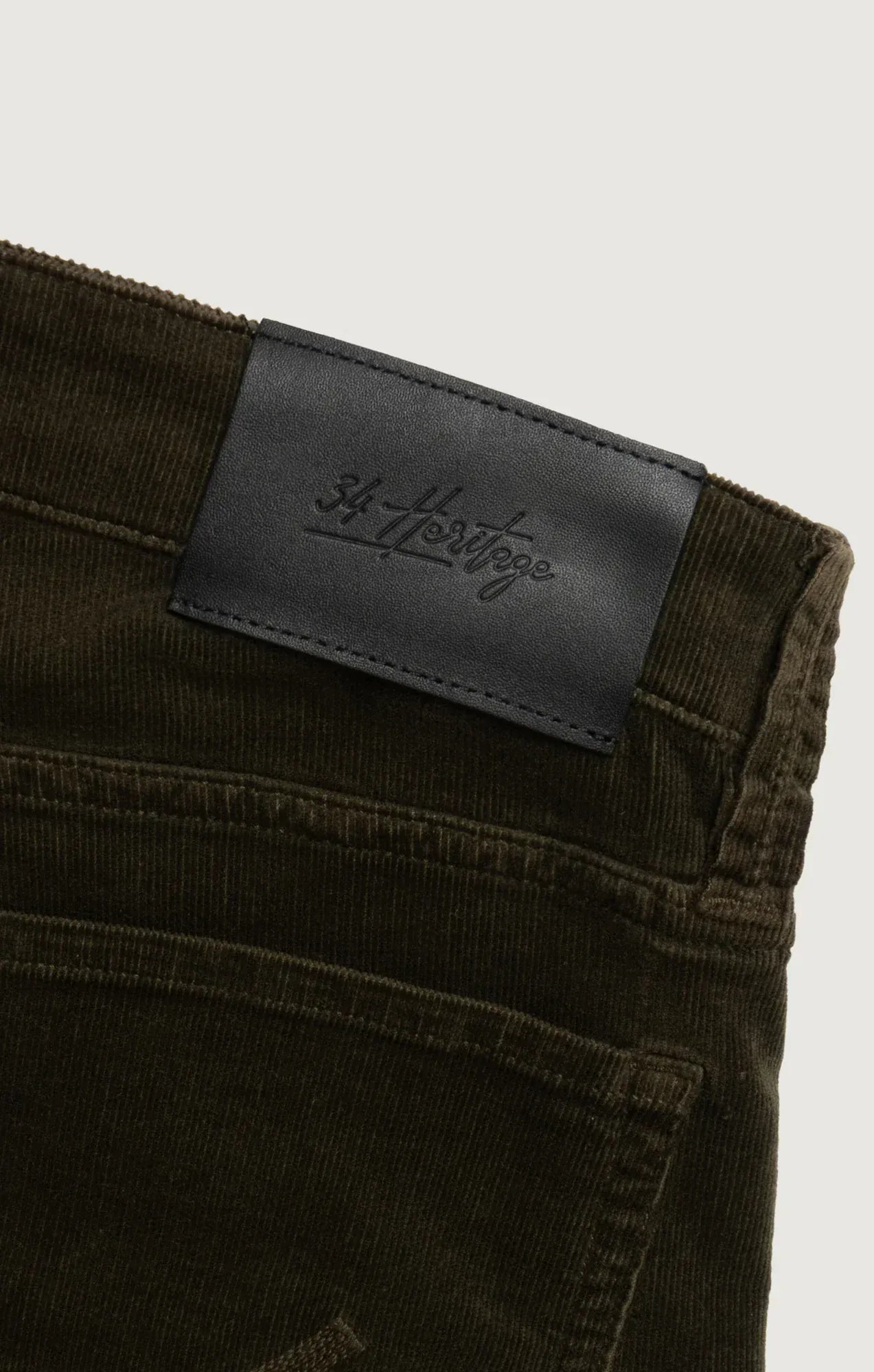 34 Heritage 5-Pockets Charisma Relaxed Straight Pants in Fern Cord
