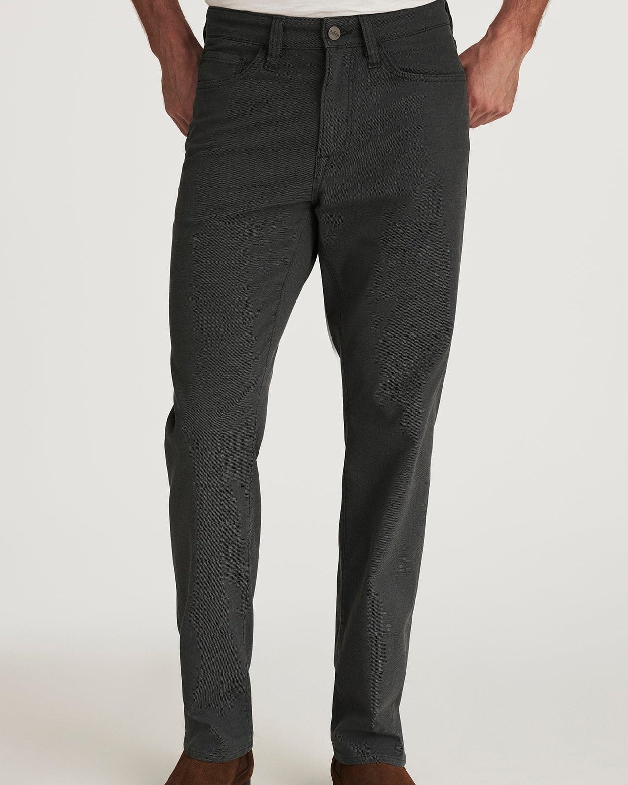 34 Heritage 5-Pockets Charisma Relaxed Straight Pants in Iron Coolmax