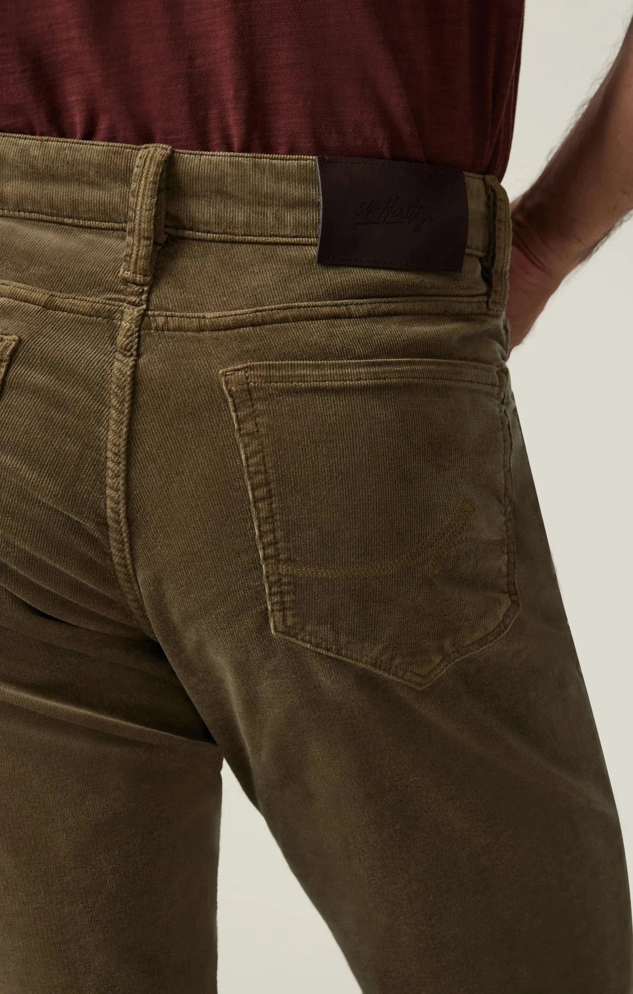 34 Heritage 5-Pockets Charisma Relaxed Straight Pants in Tobacco Cord