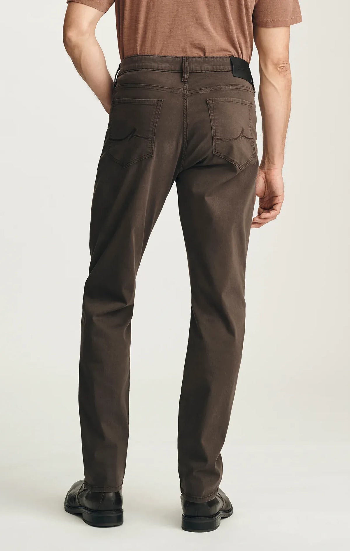 34 Heritage 5-Pockets Courage Straight Leg Pants