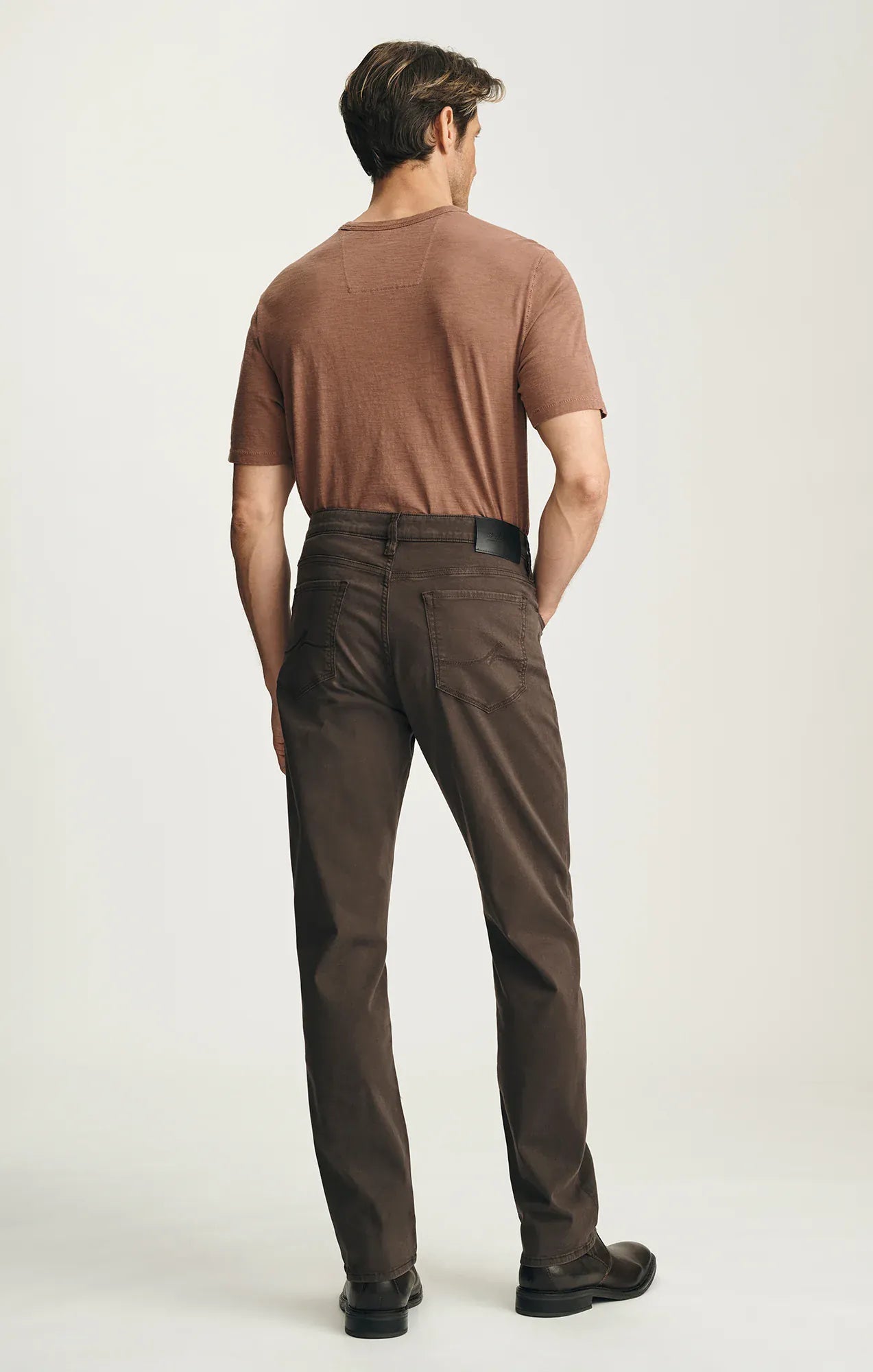 34 Heritage 5-Pockets Courage Straight Leg Pants