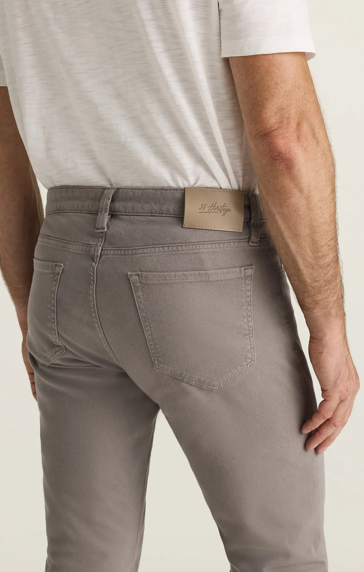 34 Heritage 5-Pockets Courage Straight Leg Pants