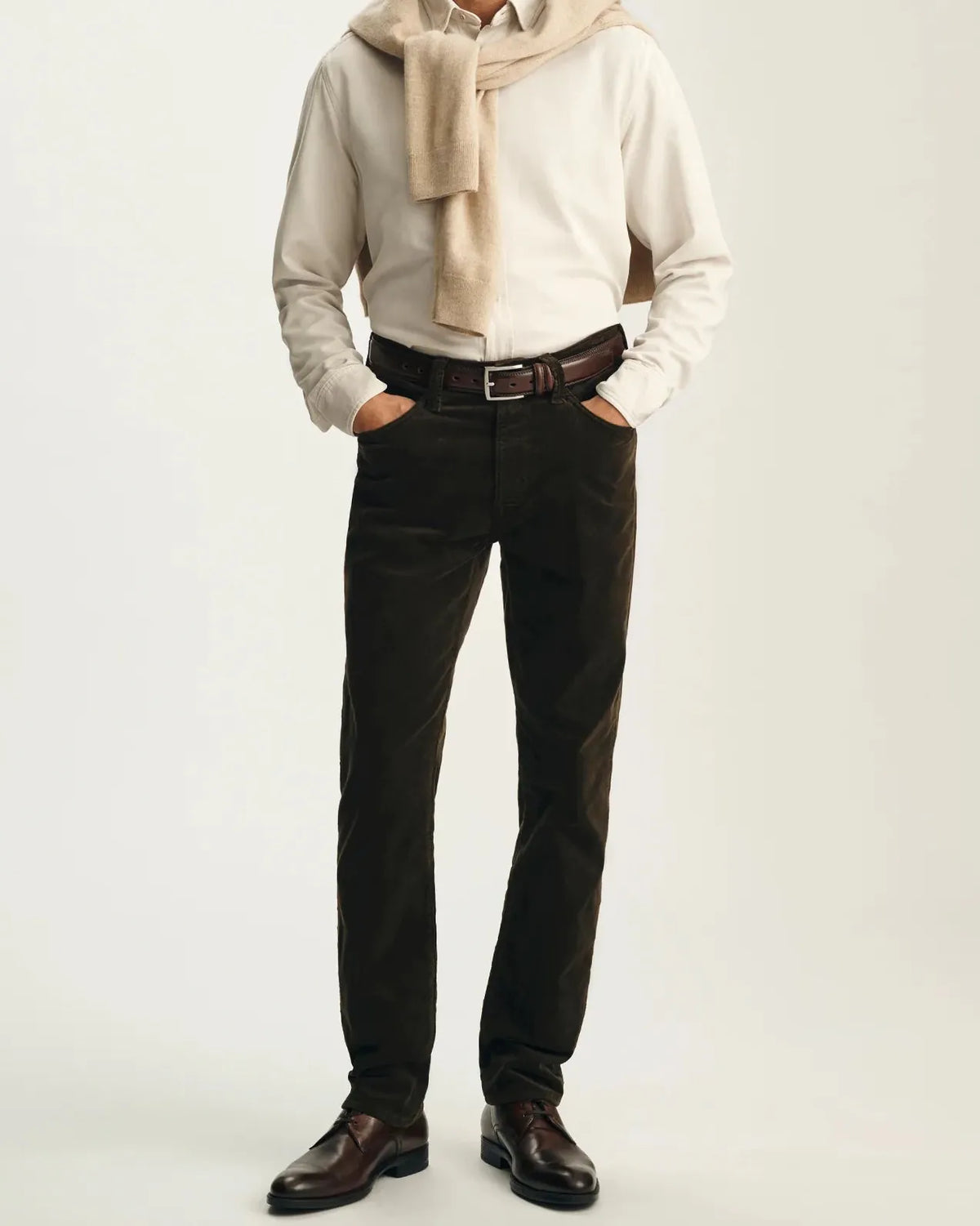 34 Heritage 5-Pockets Courage Straight Leg Pants