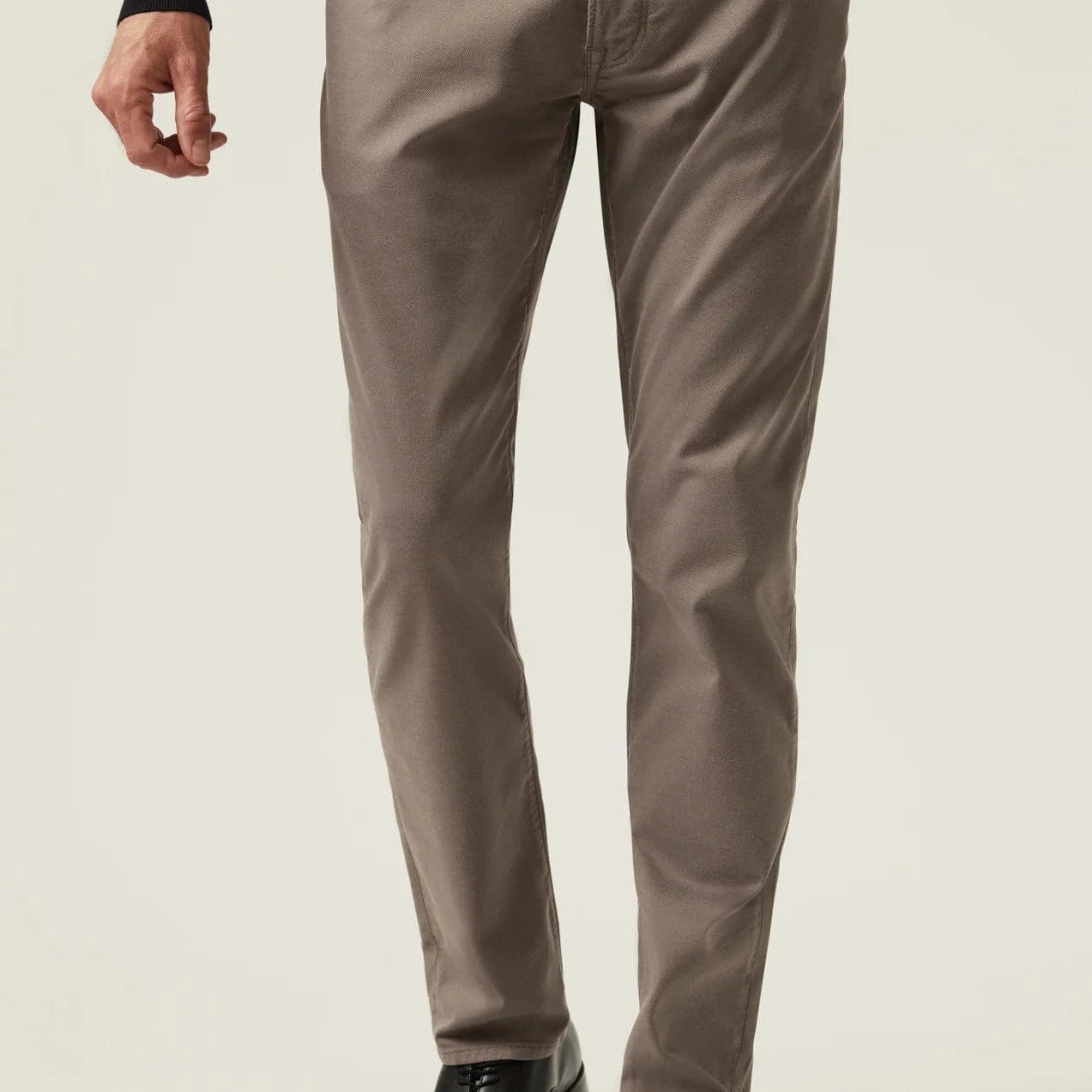 34 Heritage 5-Pockets Courage Straight Leg Pants in Taupe Coolmax