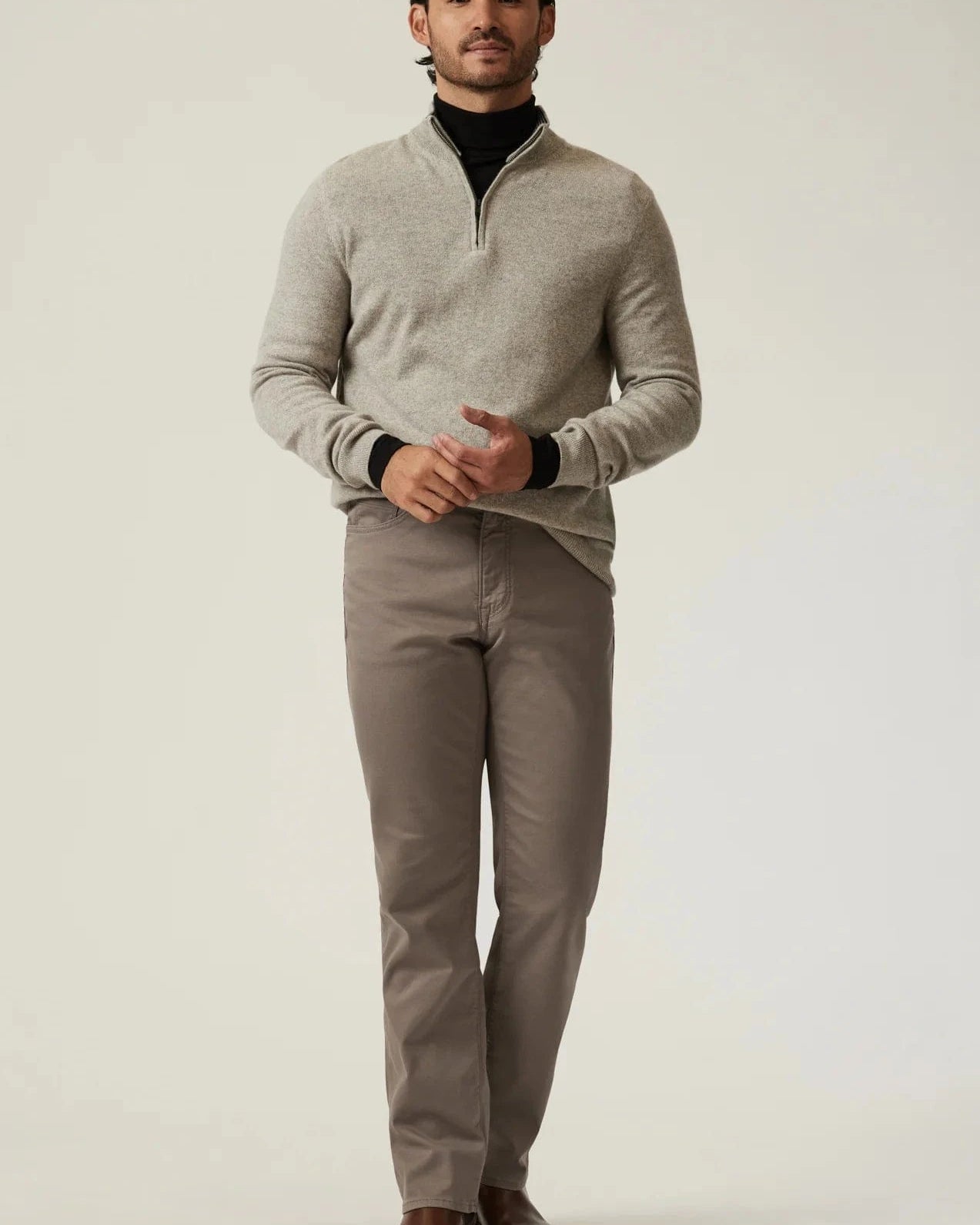 34 Heritage 5-Pockets TAUPE COOLMAX / 33X30 Charisma Relaxed Straight Pants in Taupe Coolmax