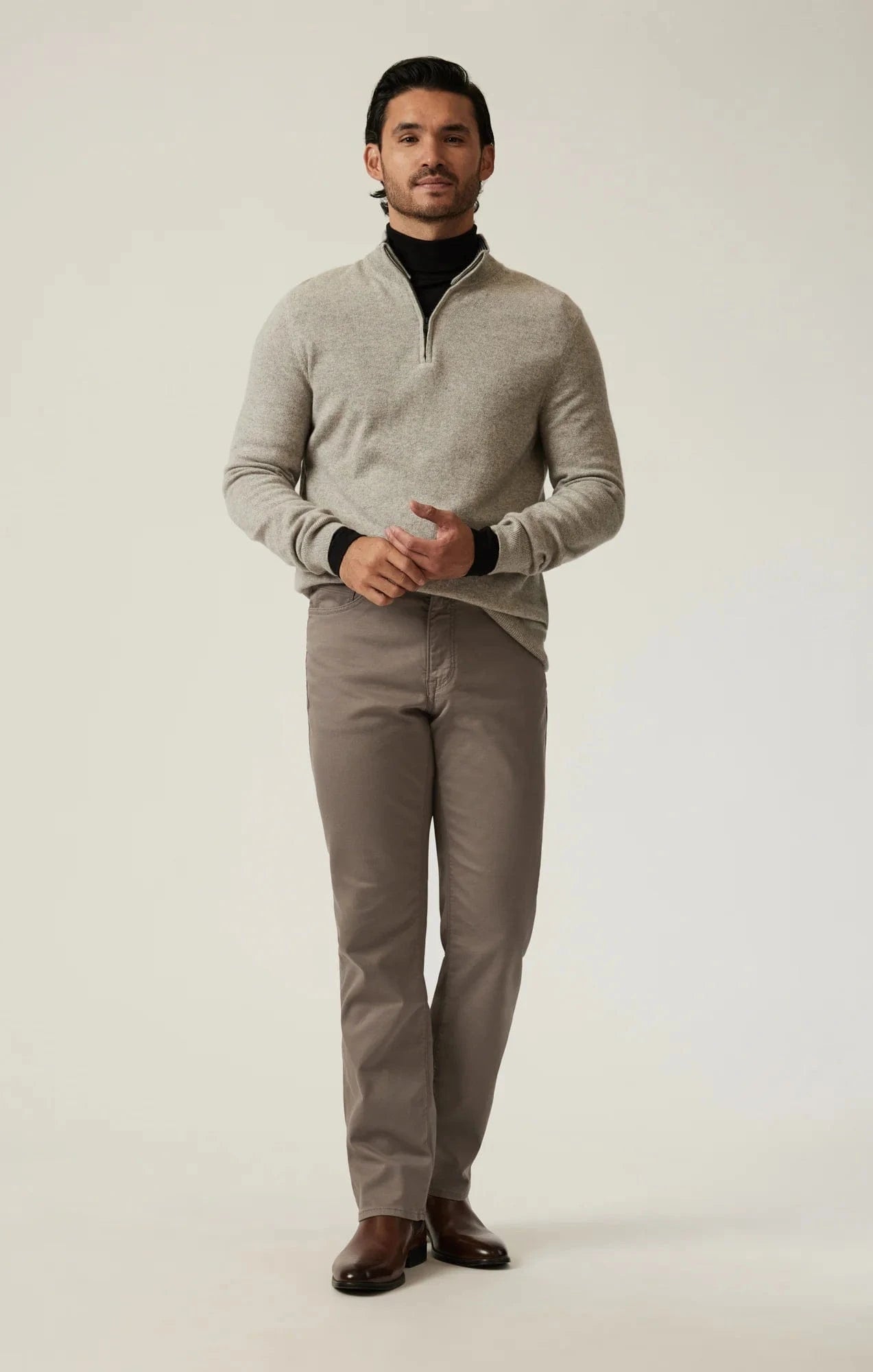 34 Heritage 5-Pockets TAUPE COOLMAX / 33X30 Charisma Relaxed Straight Pants in Taupe Coolmax