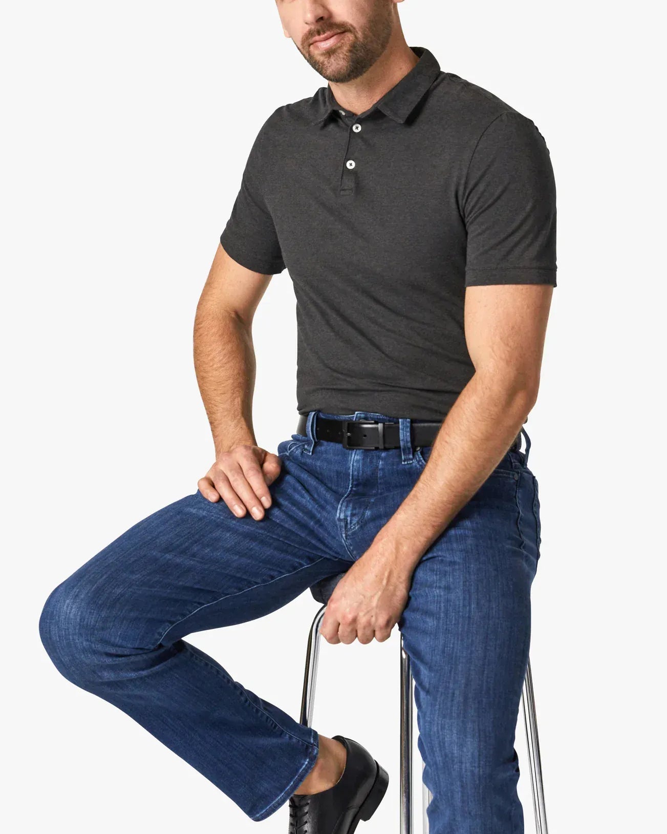 34 Heritage Denim Courage Straight Leg in Mid Urban