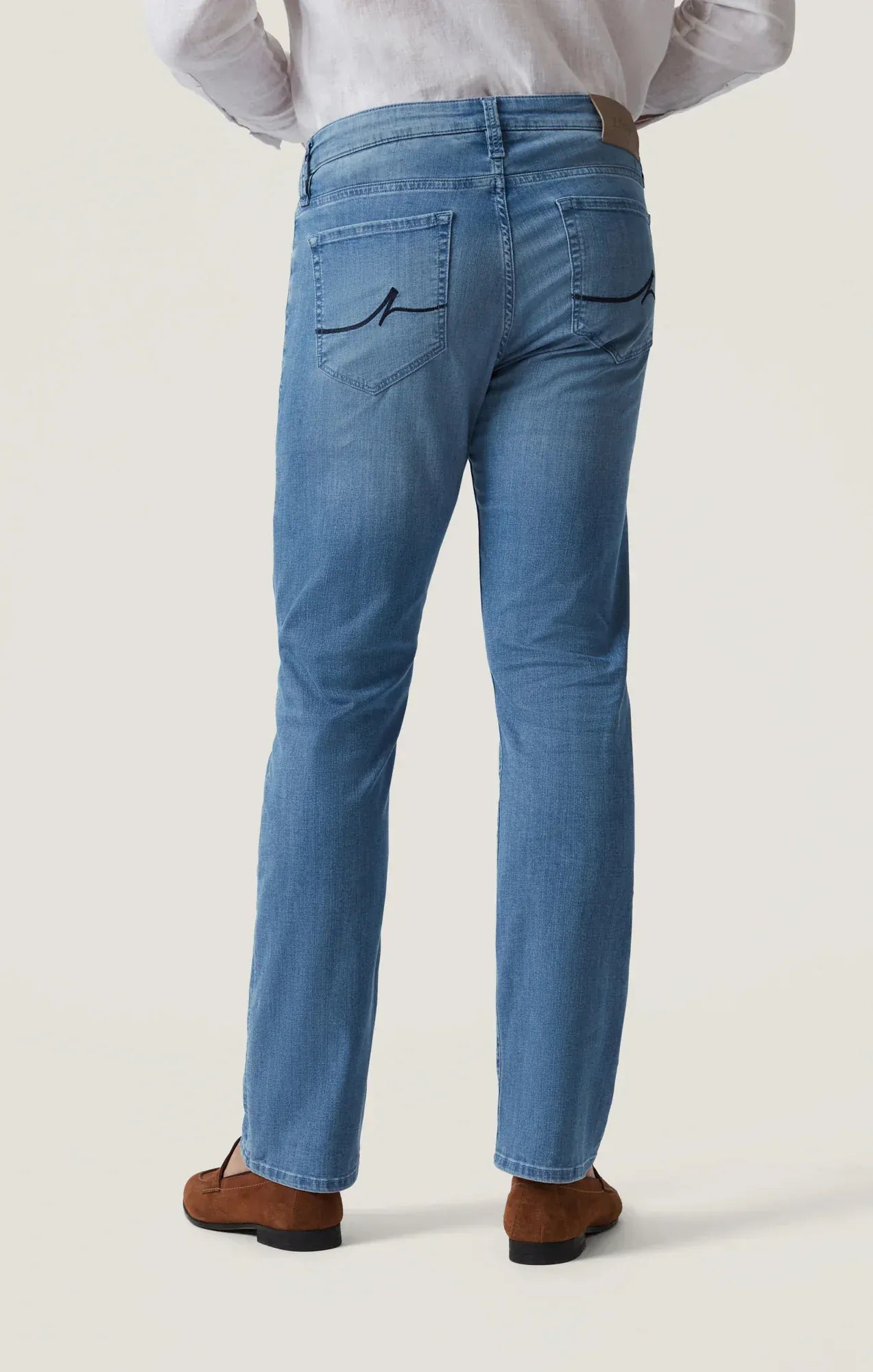 34 Heritage Denim Courage Straight Leg Jeans in Mid Blue Kona