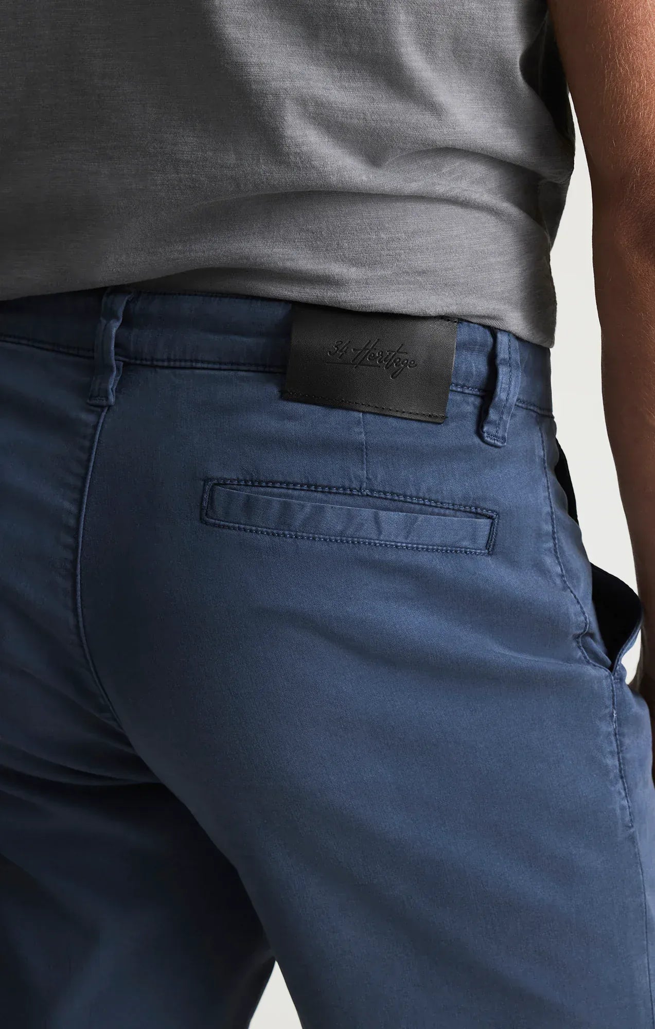 34 Heritage Shorts Arizona Slim Shorts In Dark Denim Twill