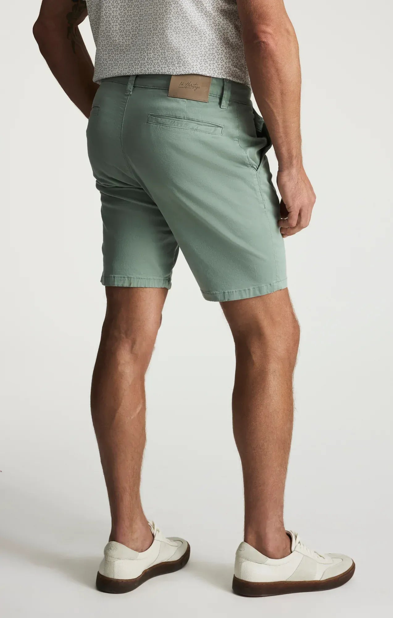 34 Heritage Shorts Arizona Slim Shorts In Iceberg Green Twill