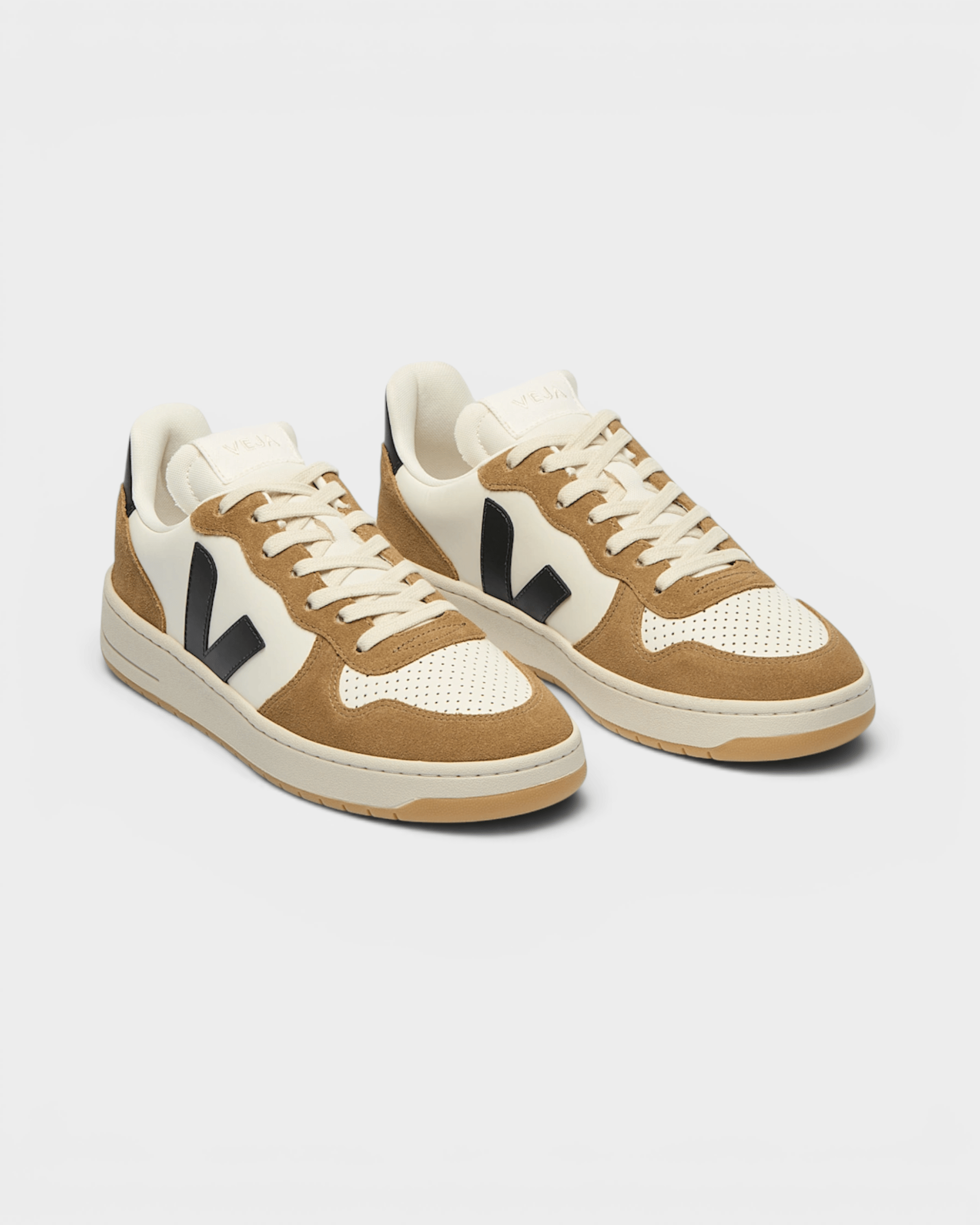 V-10 Leather Sneaker