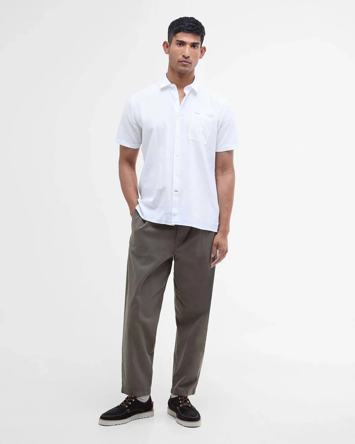 Barbour Camp Shirt Nelson Regular Short-Sleeved Shirt in White