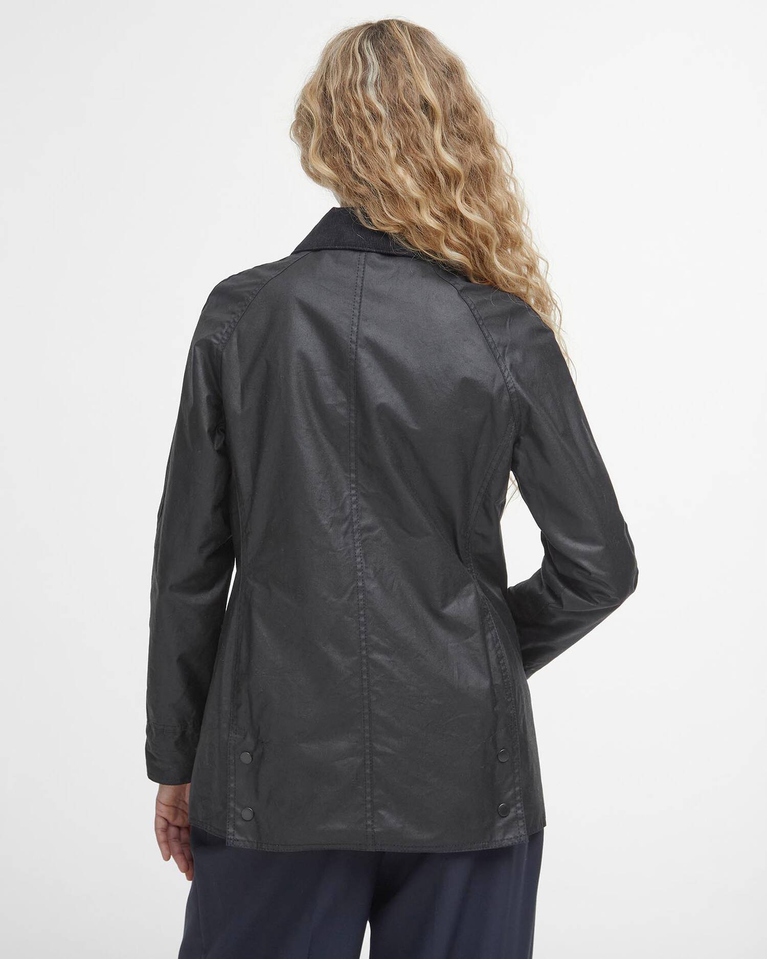 Barbour Jackets Beadnell Waxed Jacket in Black
