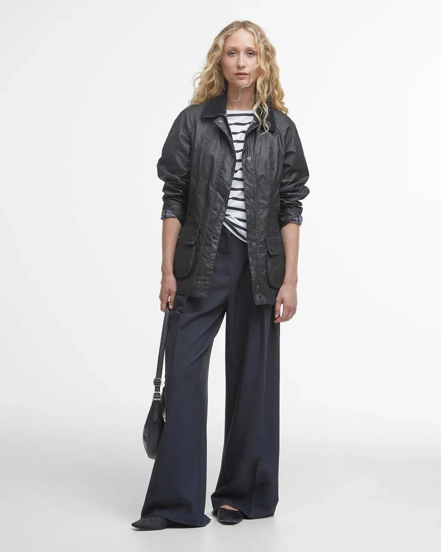 Barbour Jackets Beadnell Waxed Jacket in Black