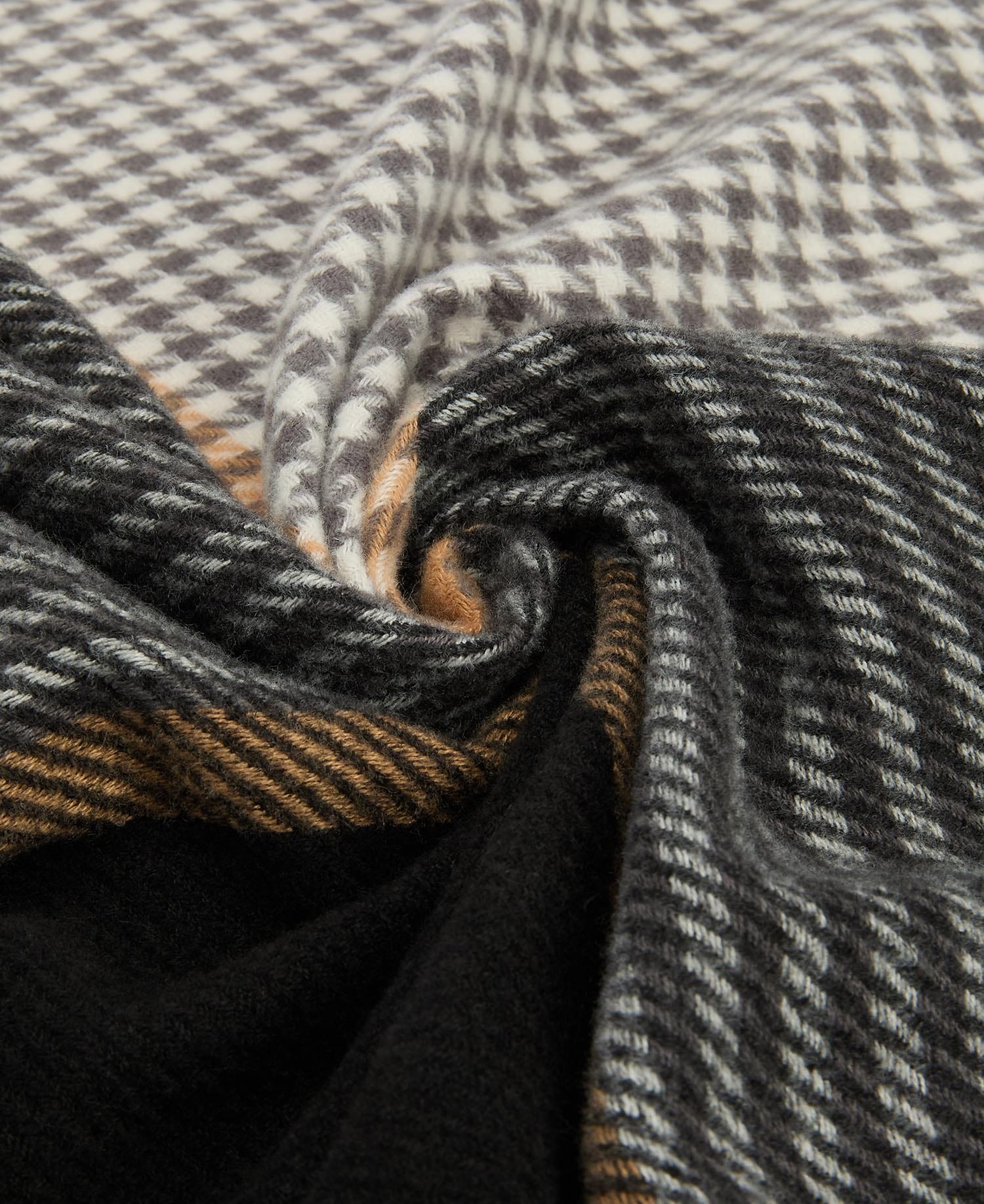 Barbour Jackets CHARCOAL GY71 / OS Barbour Melody Scarf - Charcoal - OS