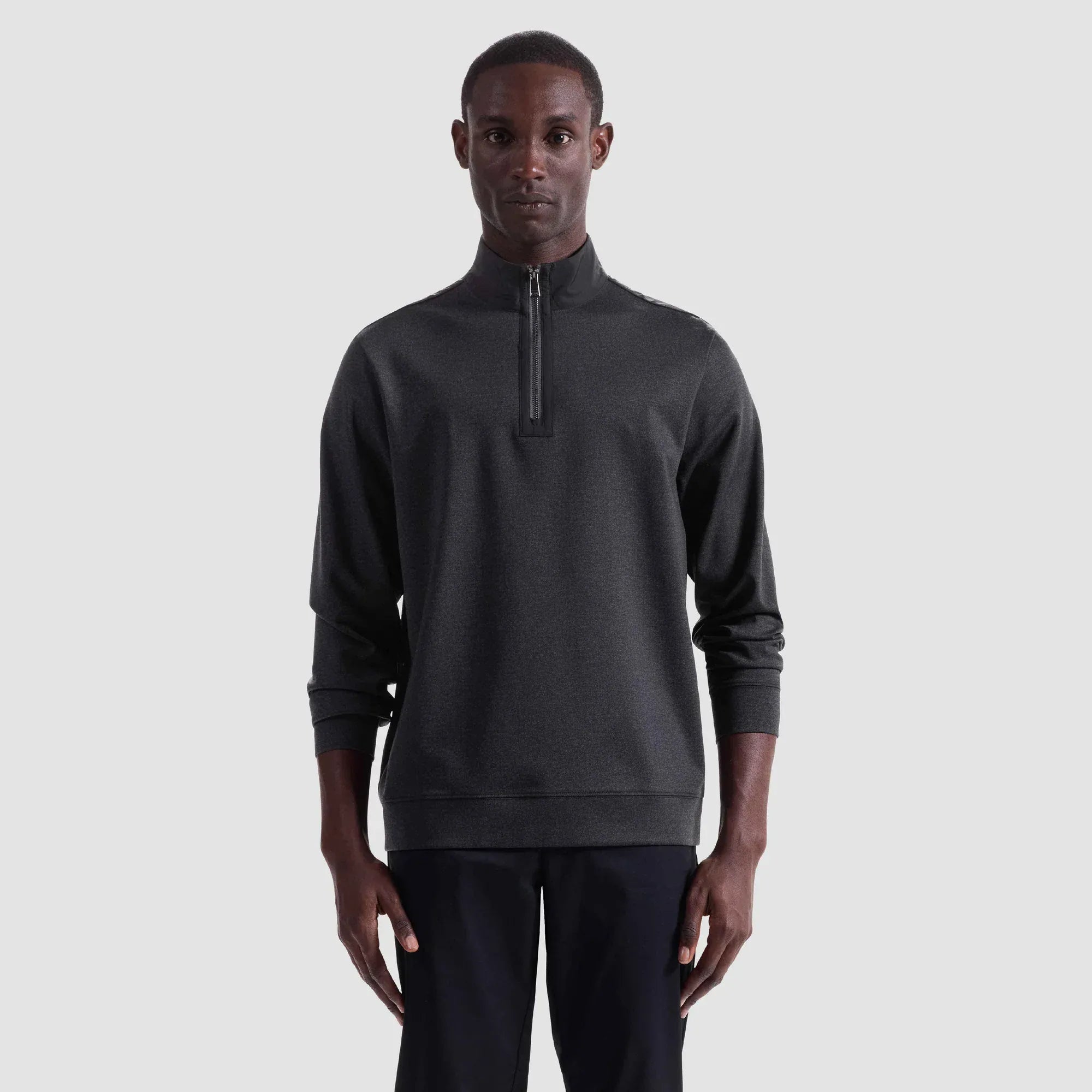 Bugatchi 1/4 Zip Twill-Effect Performance Quarter Zip in Anthracite