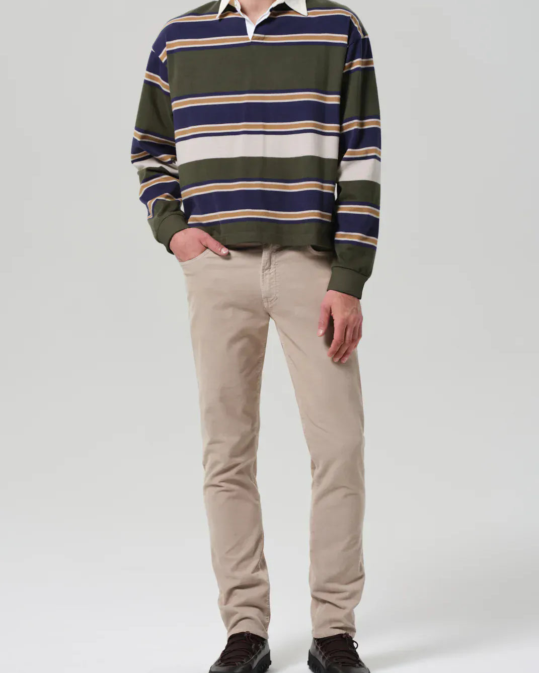 Citizens Of Humanity 5-Pockets Gage Slim Straight Stretch Corduroy in Wheat