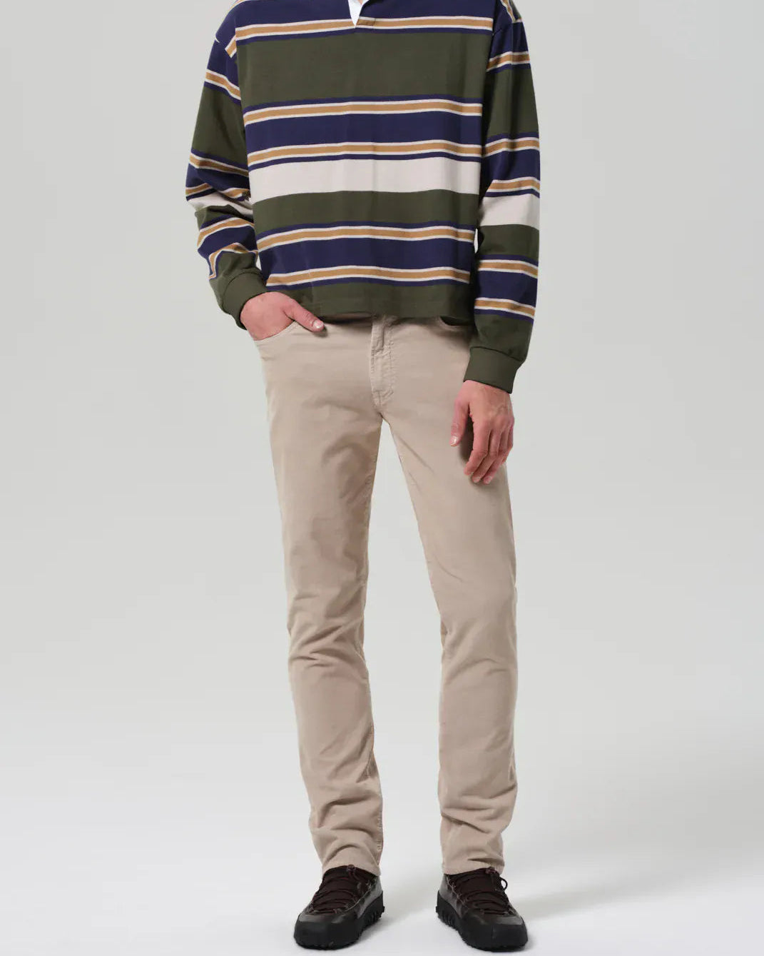 Citizens Of Humanity 5-Pockets Gage Slim Straight Stretch Corduroy in Wheat