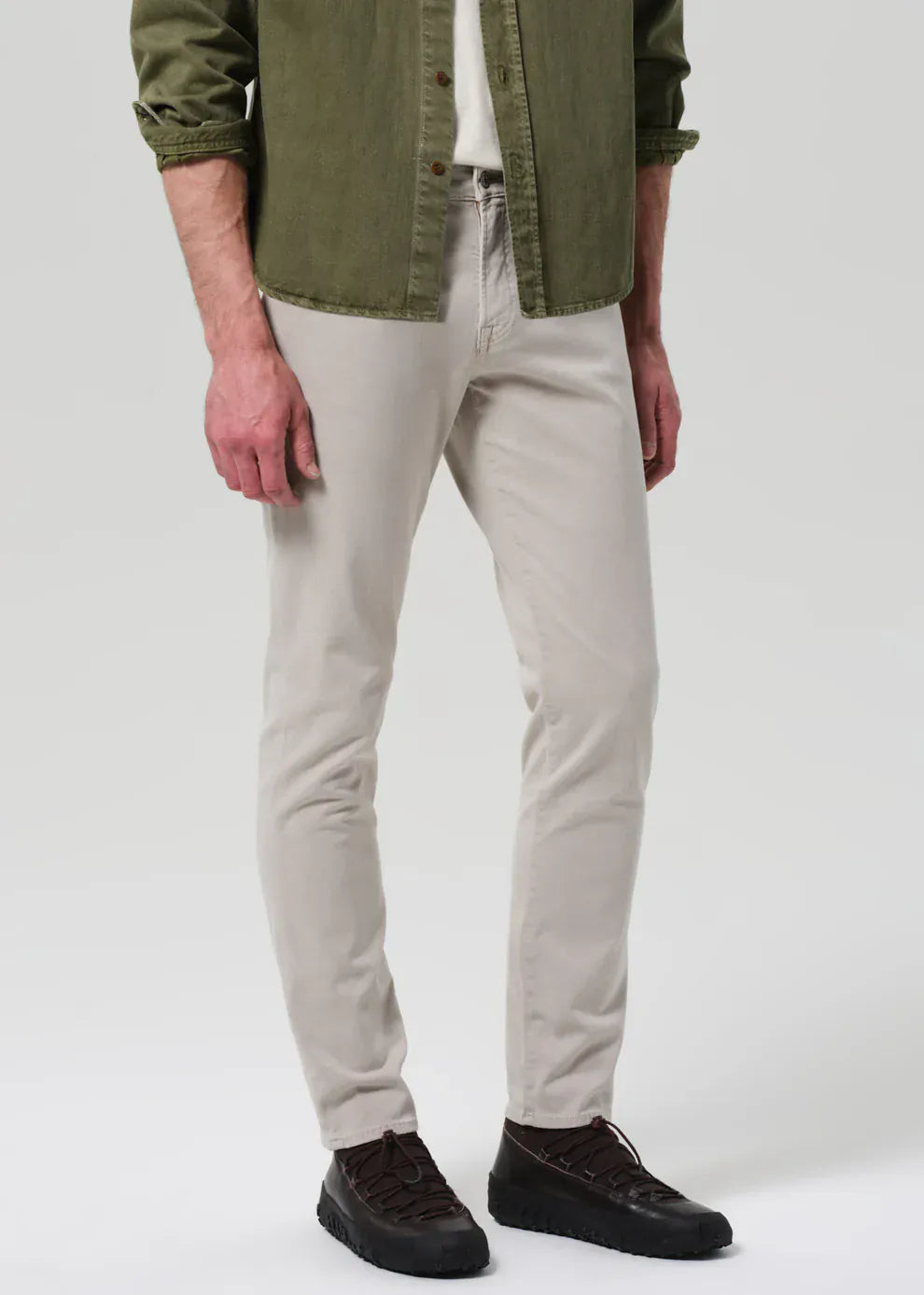 Citizens of Humanity 5-Pockets London Tapered Slim Brushed Sateen in Caraway