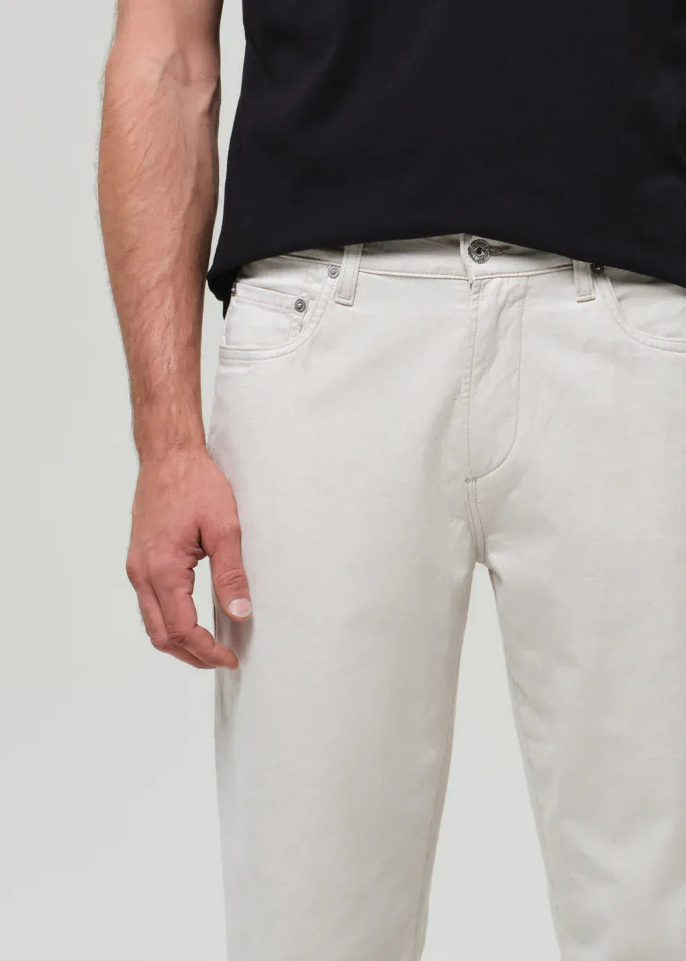 Citizens Of Humanity Denim Elijah Straight Comfort Stretch Linen in Natural