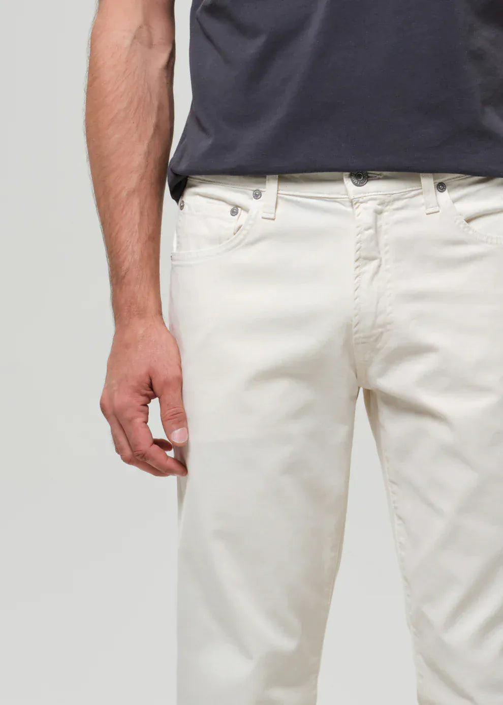 Citizens Of Humanity Denim Gage Slim Straight Italian Canvas in Almond