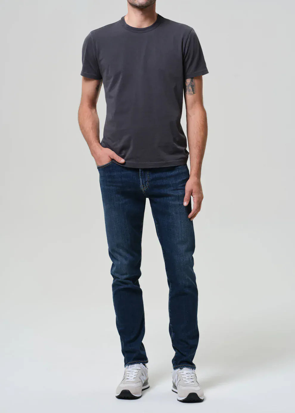 Citizens Of Humanity Denim London Tapered Slim Perform in Duke