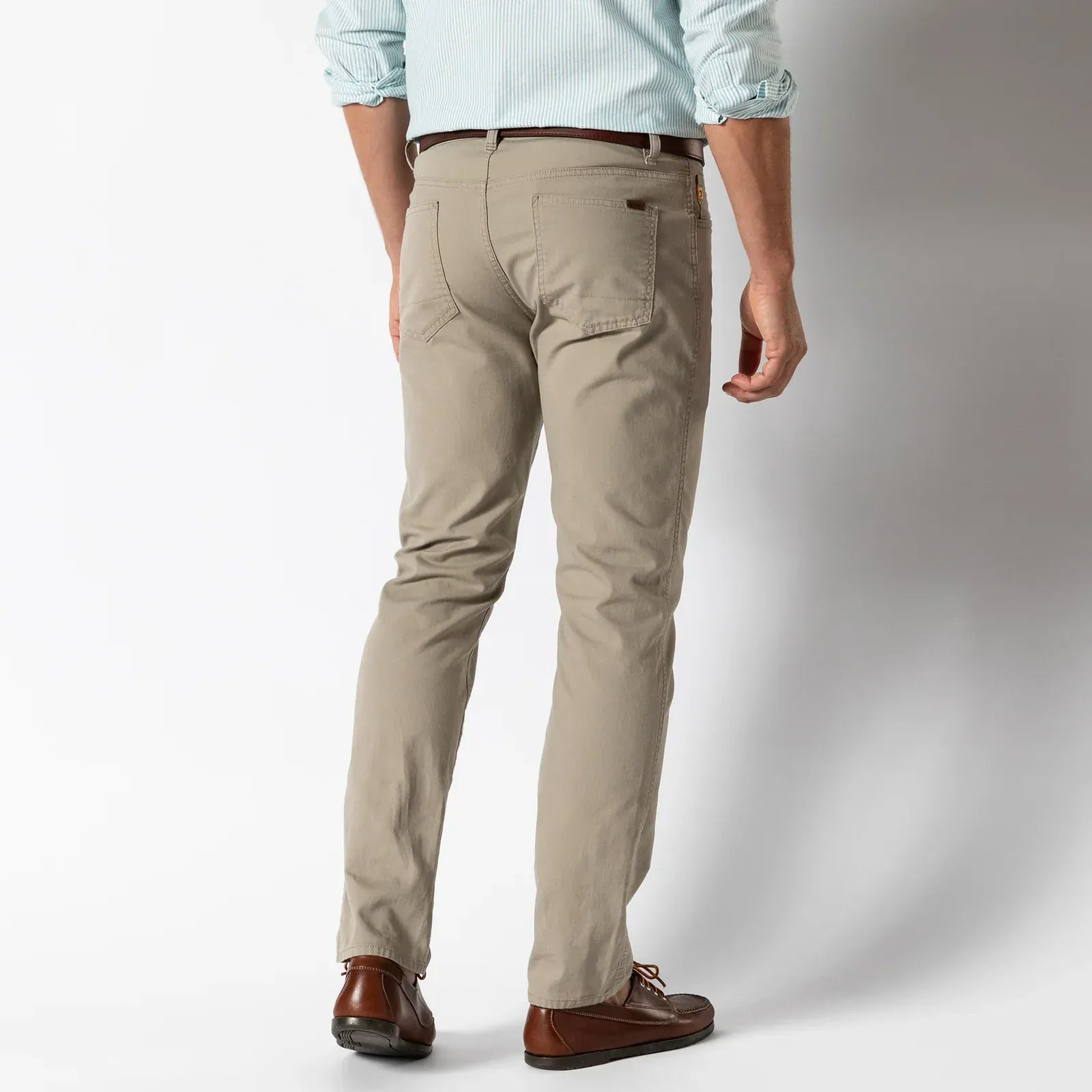 Duck Head 5-Pockets Classic Fit Pinpoint Canvas Five-Pocket in Khaki