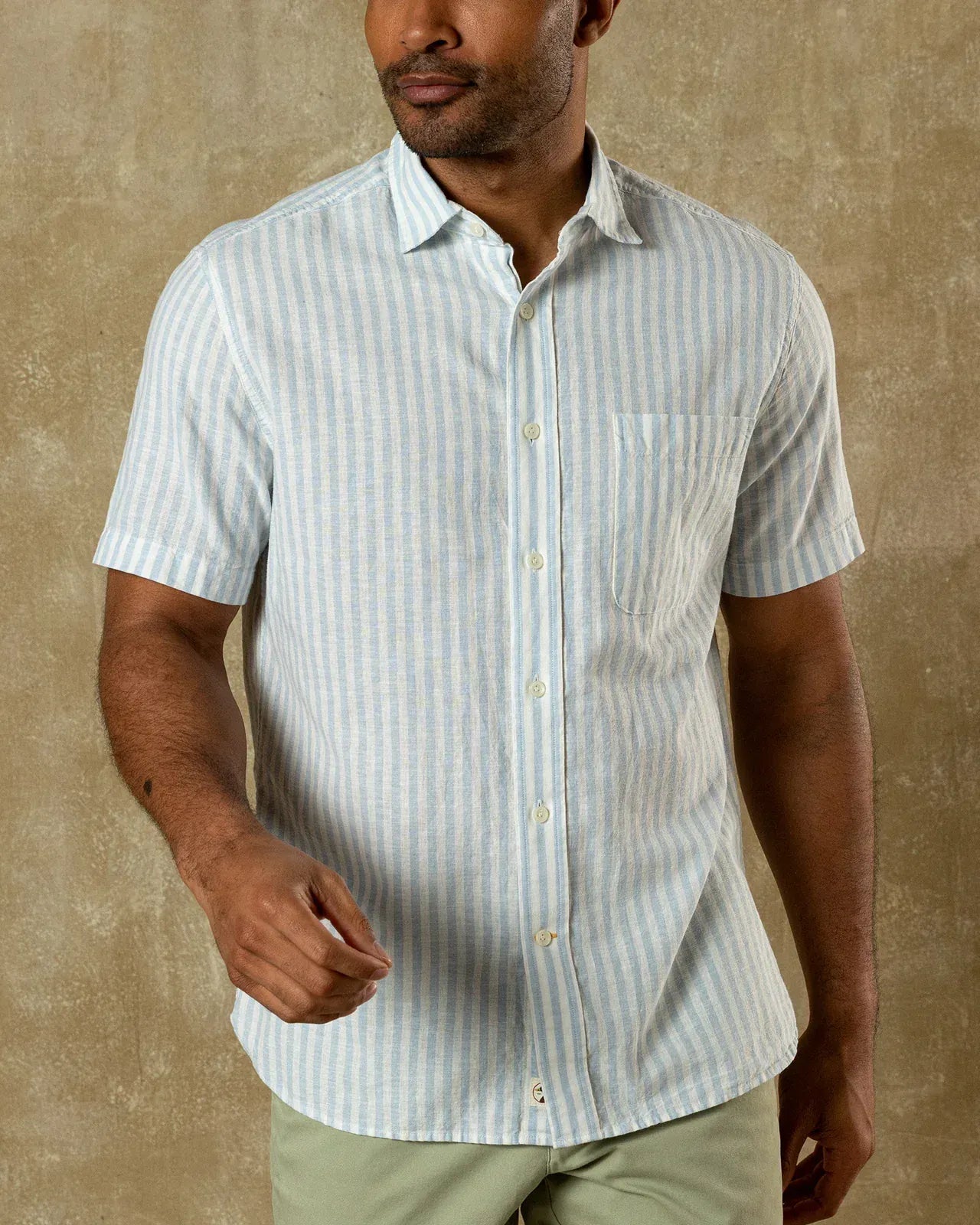 Duck Head Camp Shirt Baxter Stripe Linen Cotton Oxford Sport Shirt in Sky Blue