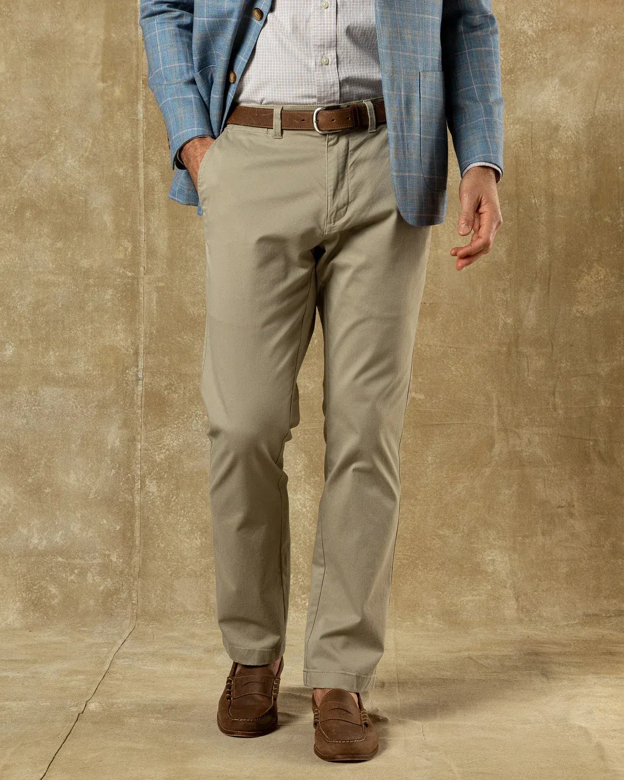 Duck Head Chinos Classic Fit Gold School Chino in Khaki