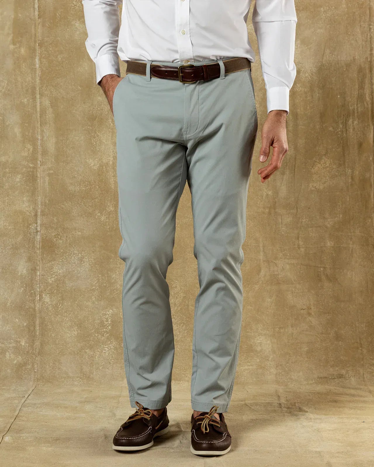 Duck Head Chinos Harbor Performance Chino in Quarry Grey