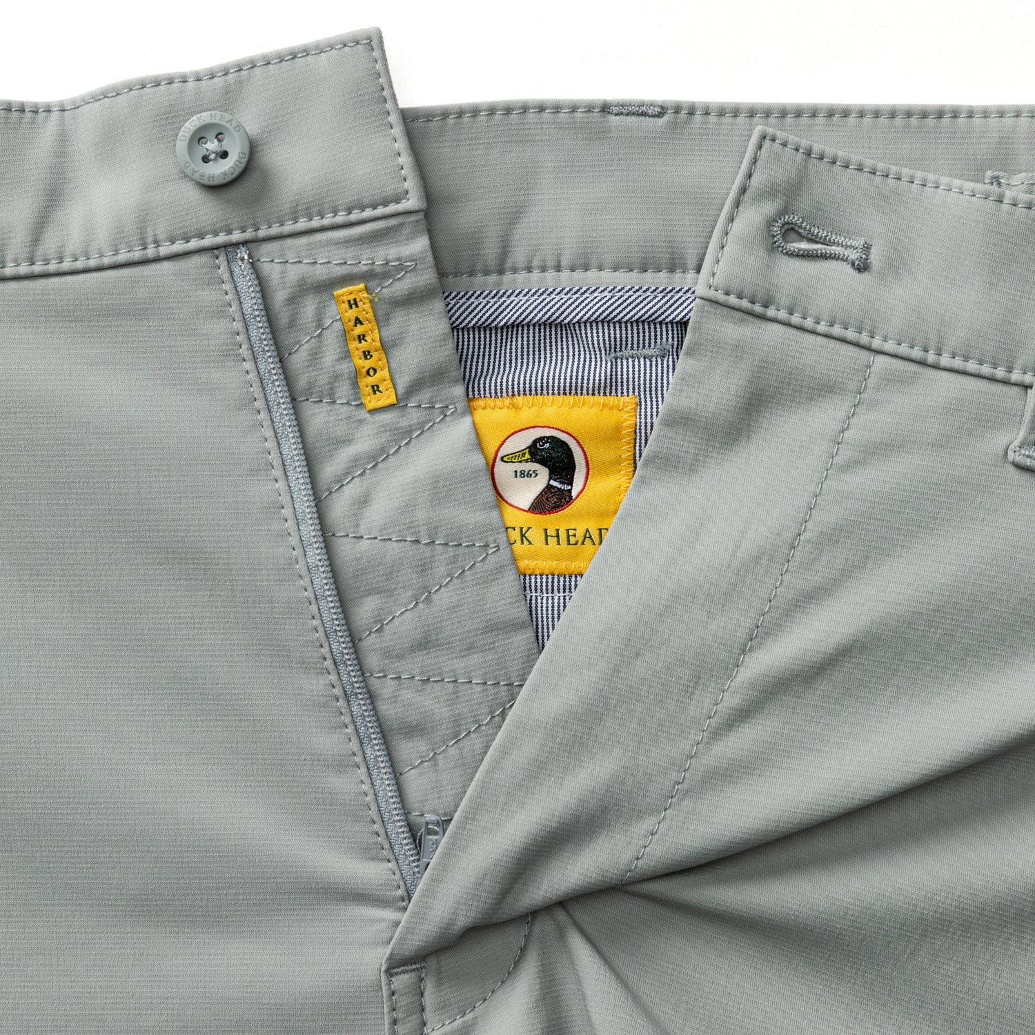 Duck Head Shorts 6" Harbor Performance Short in Quarry Grey