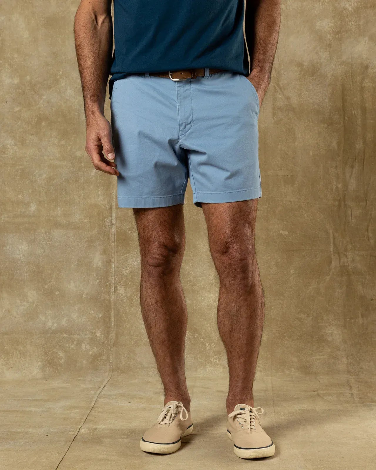 Duck Head Shorts 7" Gold School Chino Short in Chambray Blue
