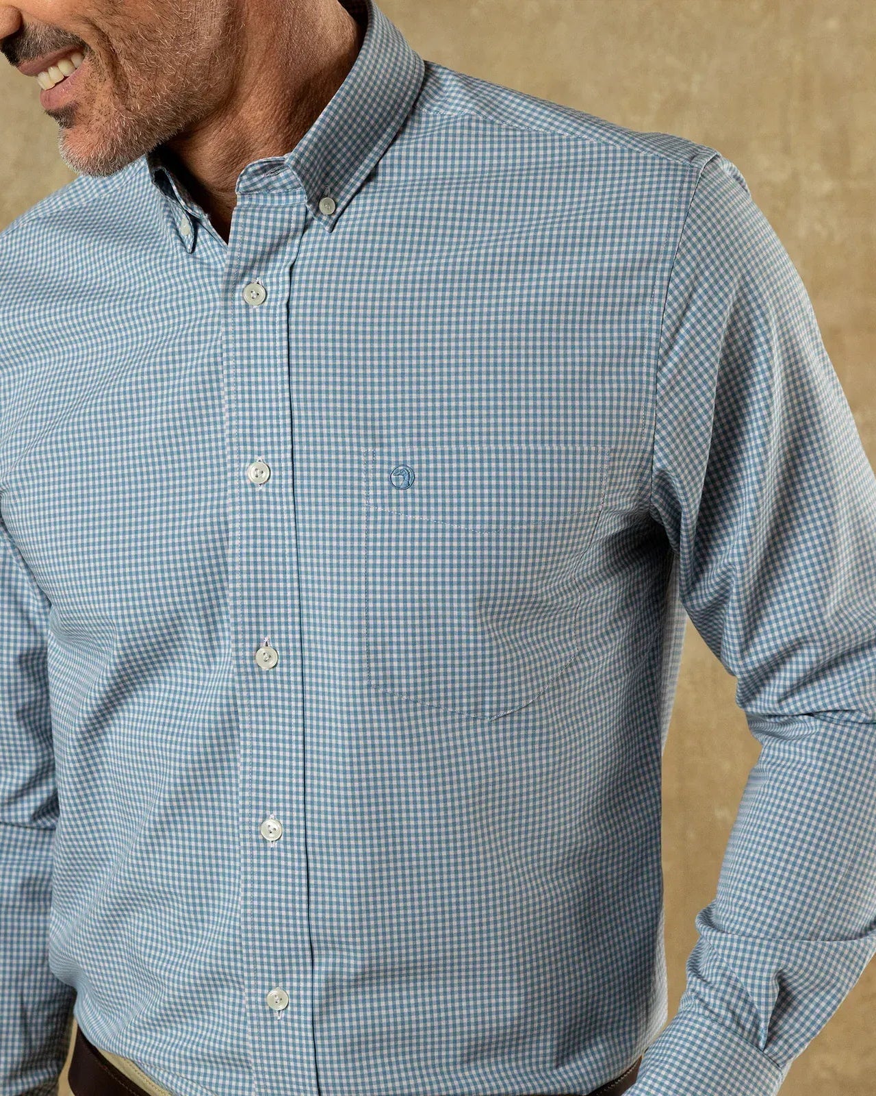 Duck Head Sport Shirts Lyle Gingham Performance Sport Shirt in Pale Pink