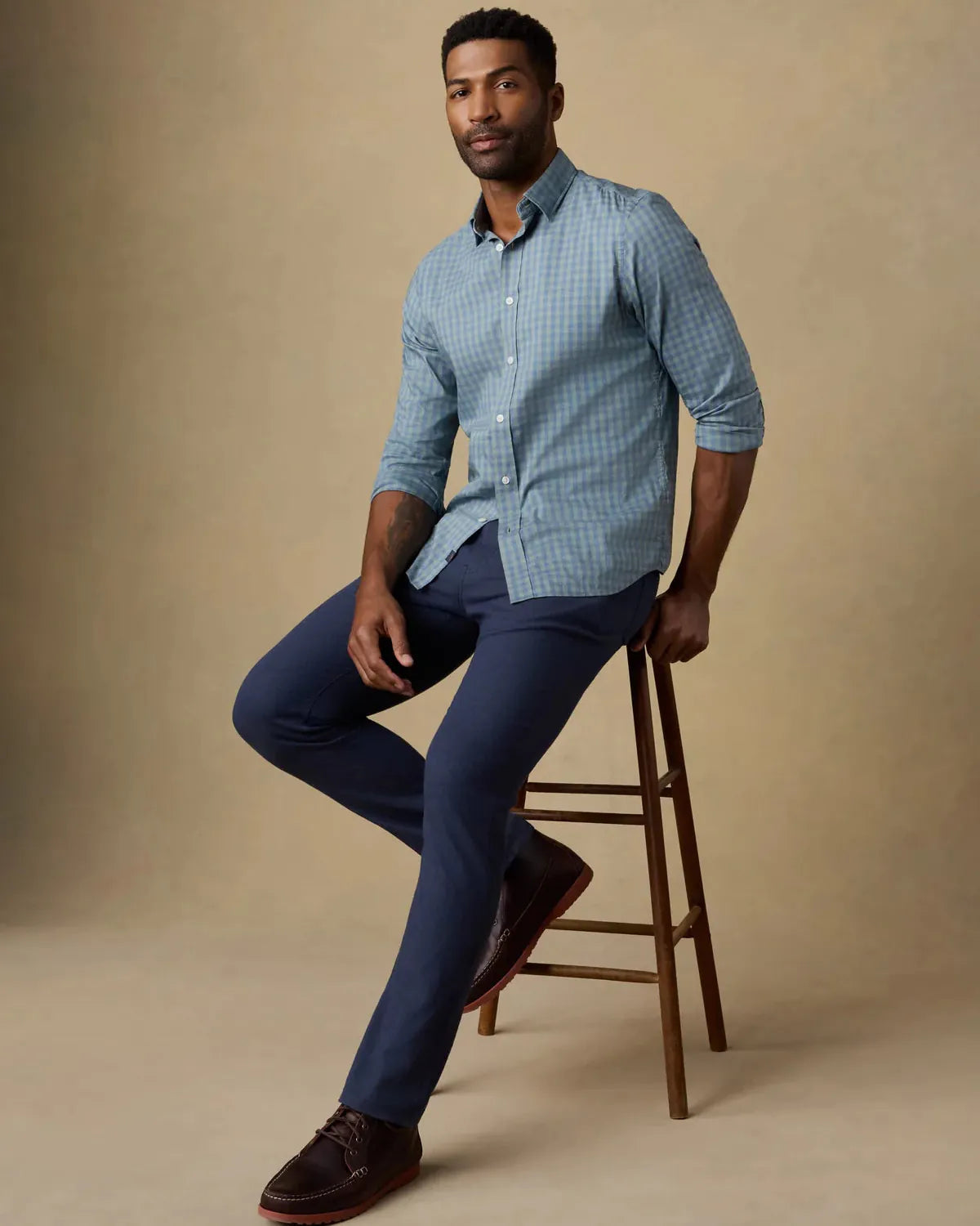 Faherty 5-Pockets Movement™ Linen 5-Pocket Pant in Deep Sea Navy