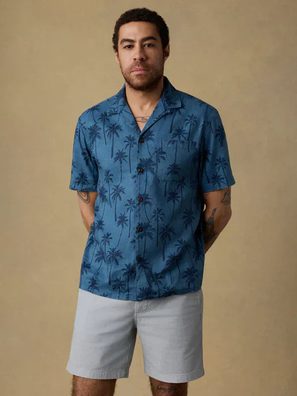 Faherty Camp Shirt Short-Sleeve Breeze Camp Shirt in Ocean Shore Trees