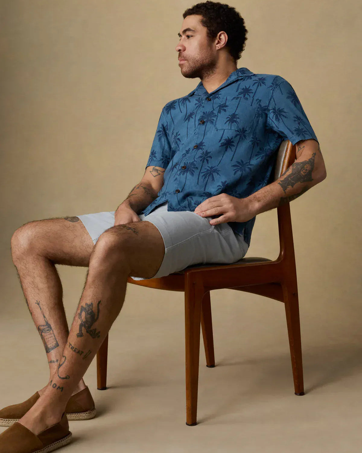 Faherty Camp Shirt Short-Sleeve Breeze Camp Shirt in Ocean Shore Trees