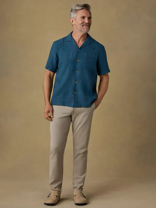 Faherty Camp Shirt Short-Sleeve Embroidered Shirt in Pacific Tides
