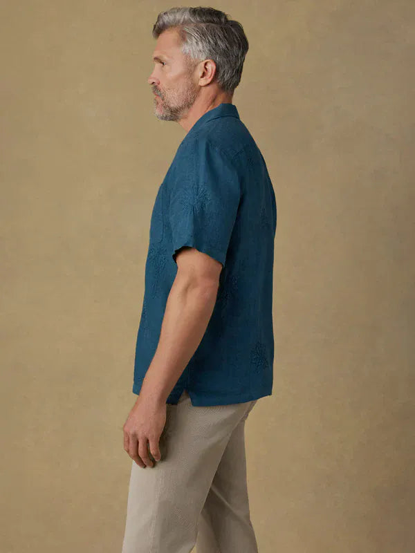 Faherty Camp Shirt Short-Sleeve Embroidered Shirt in Pacific Tides