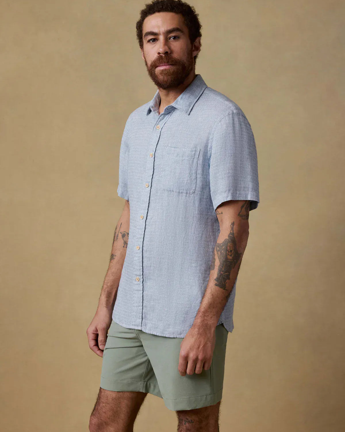 Faherty Camp Shirt Short-Sleeve Palma Linen Shirt in Blue Basketweave