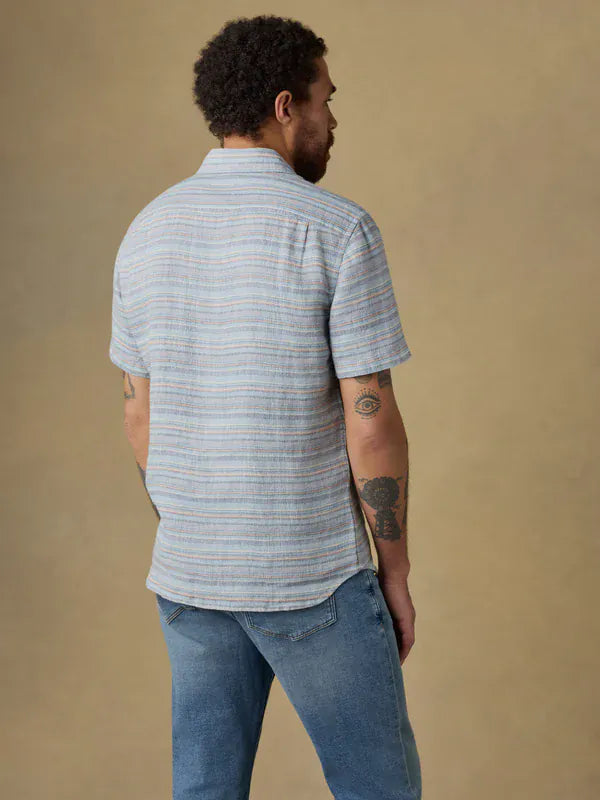 Faherty Camp Shirt Short-Sleeve Palma Linen Shirt in Blue Gulf Stripe