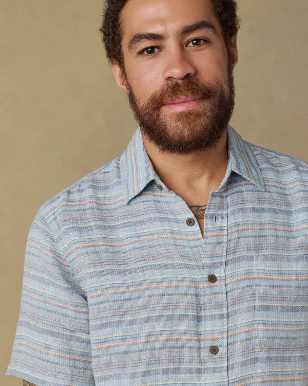 Faherty Camp Shirt Short-Sleeve Palma Linen Shirt in Blue Gulf Stripe