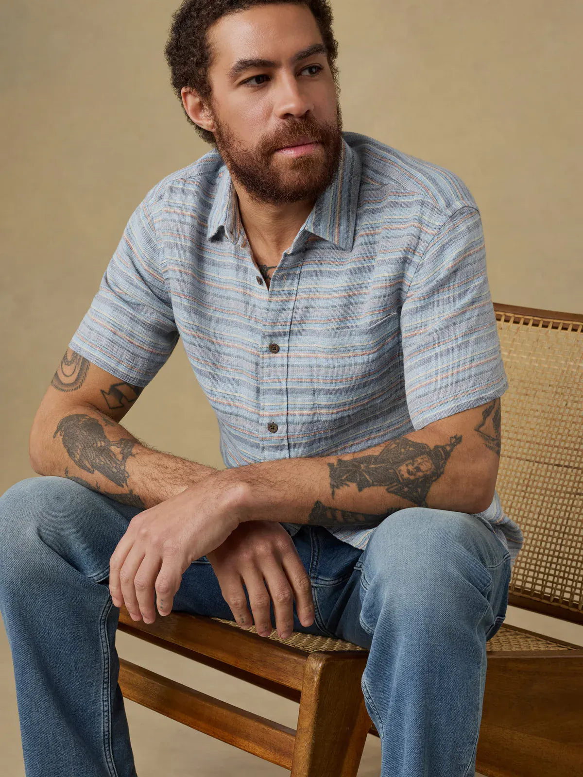 Faherty Camp Shirt Short-Sleeve Palma Linen Shirt in Blue Gulf Stripe